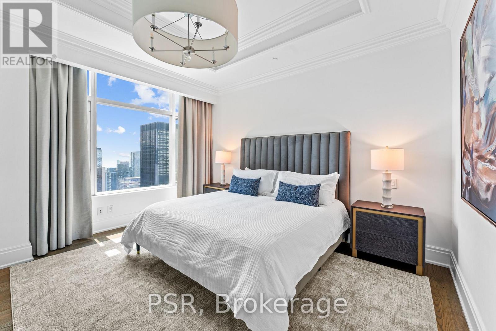 Photo 4 of 4804 311 Bay Street, Toronto ON
