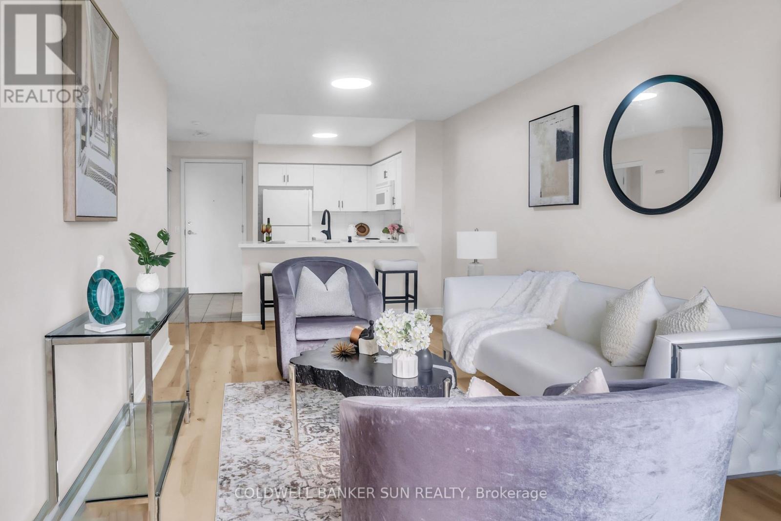 Photo 19 of 1104 35 Kingsbridge Garden Circle, Mississauga ON