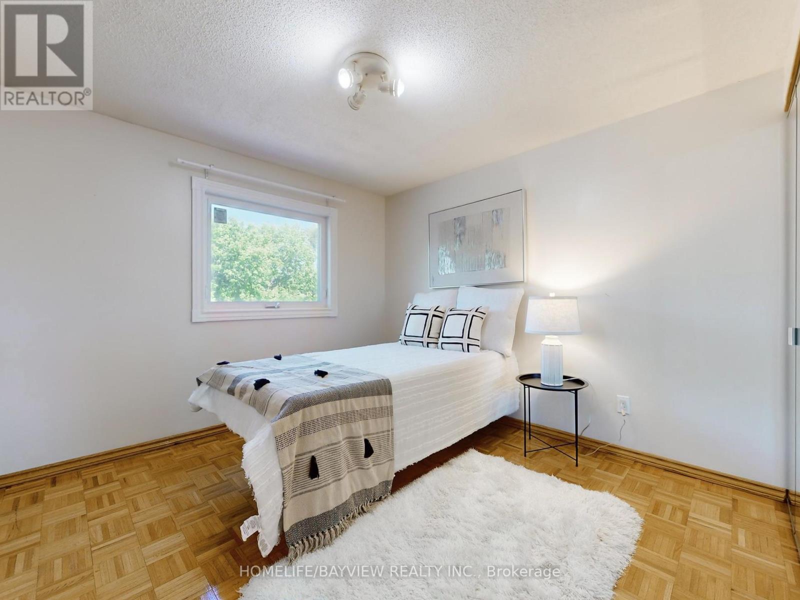 Photo 20 of 123 Kersey Crescent, Richmond Hill ON