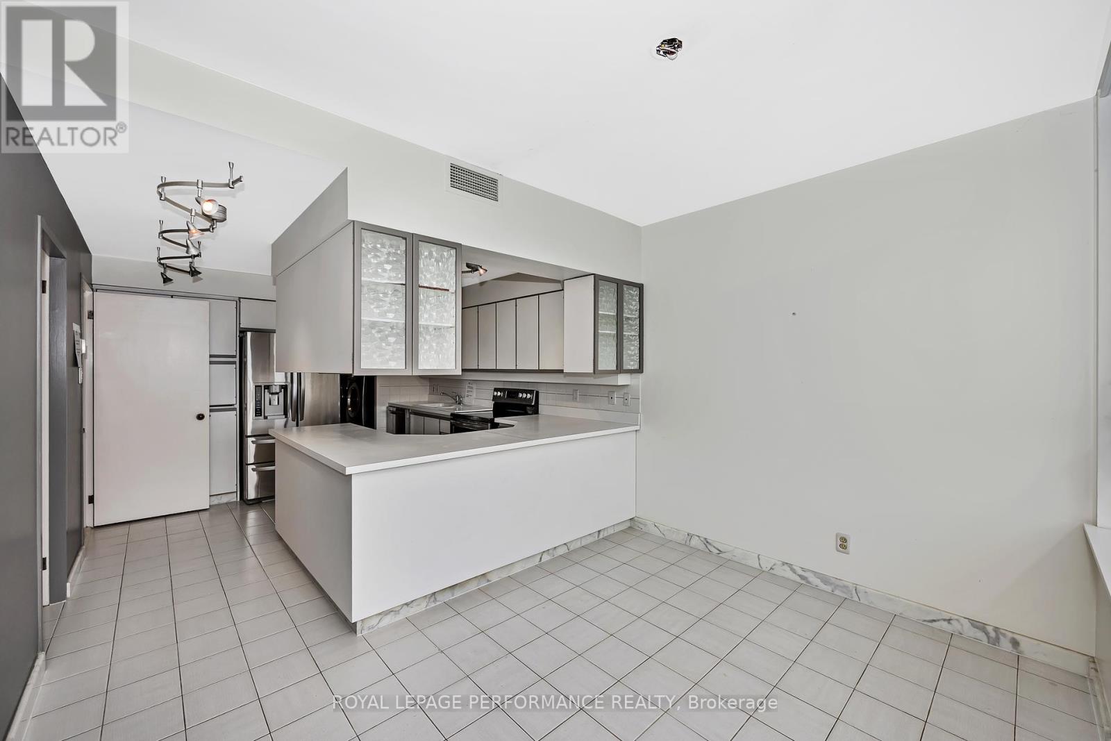 Photo 41 of 1204 40 Boteler Street, Ottawa ON