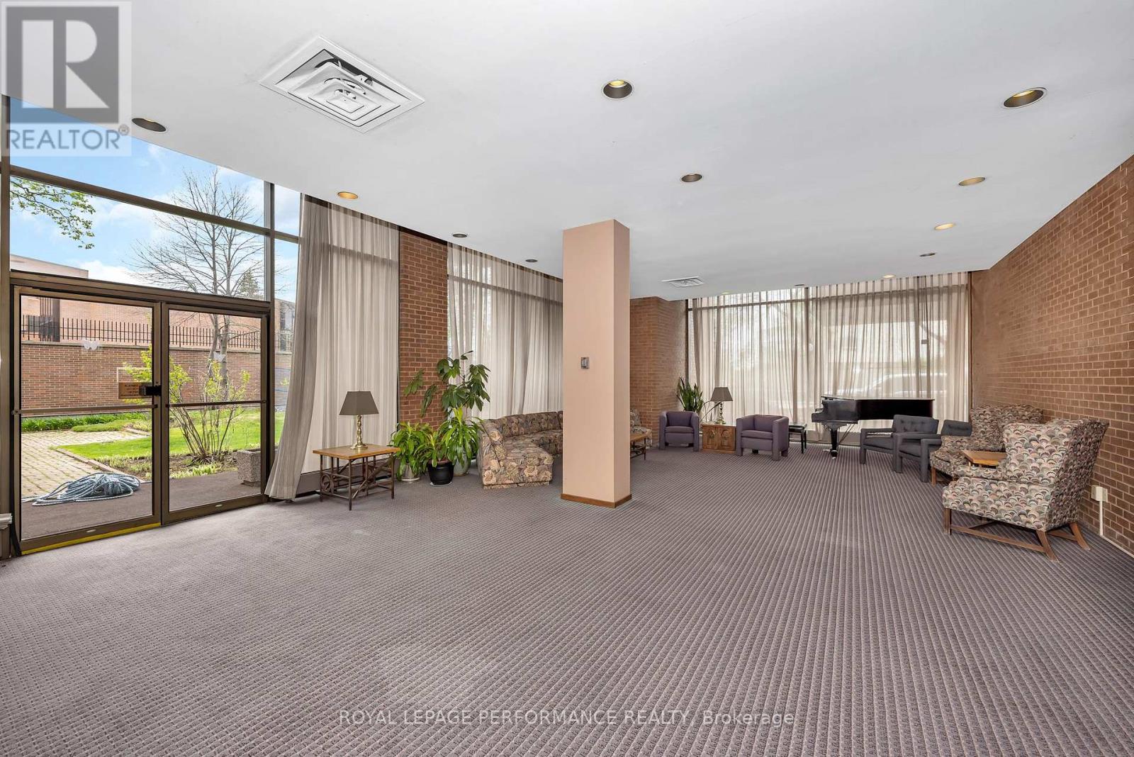 Photo 9 of 1204 40 Boteler Street, Ottawa ON