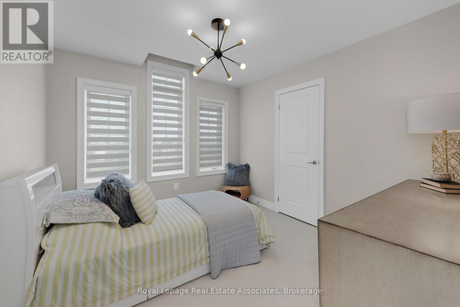 Photo 29 of 3040 Eberly Woods Drive, Oakville ON