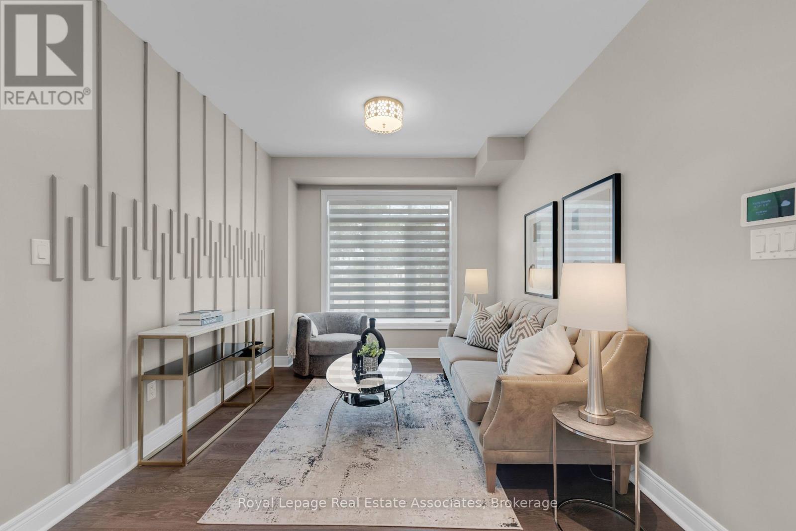 Photo 8 of 3040 Eberly Woods Drive, Oakville ON