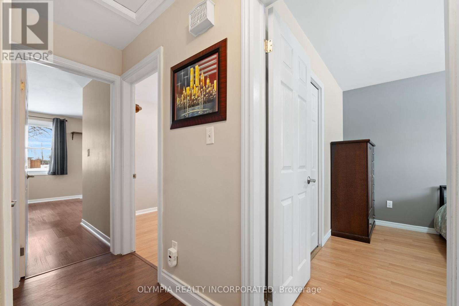 Photo 10 of 4284 Briarwood Avenue, Niagara Falls ON