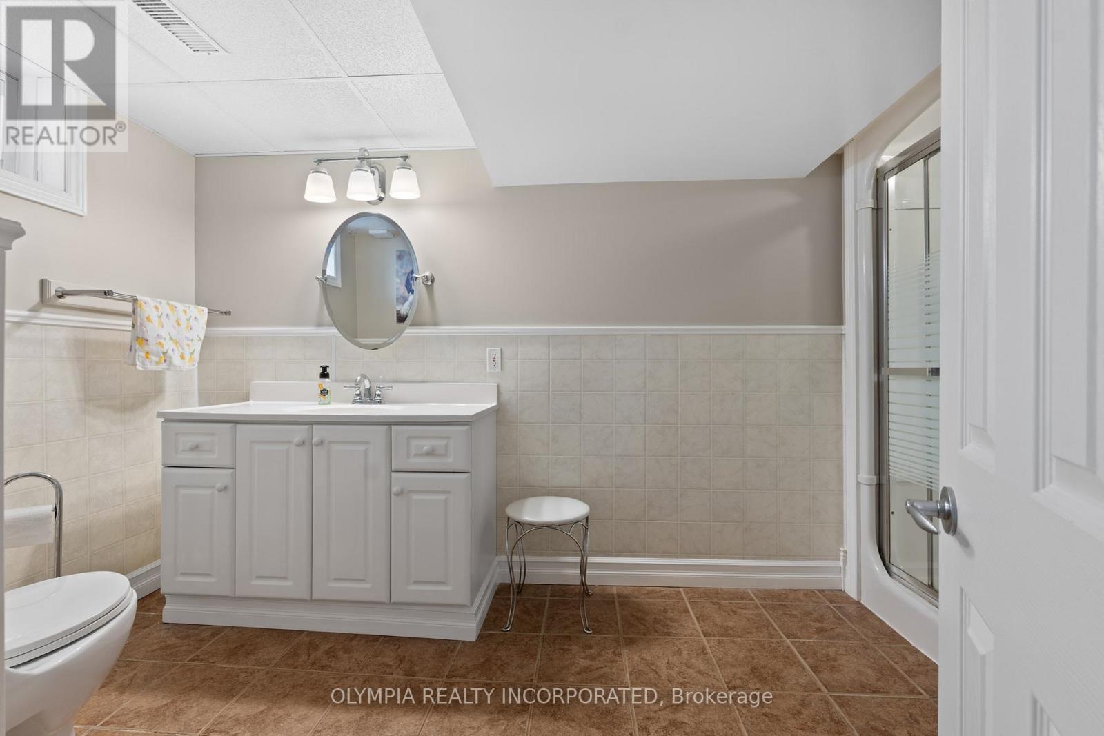 Photo 16 of 4284 Briarwood Avenue, Niagara Falls ON