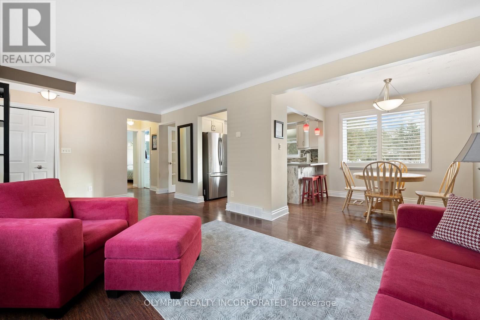 Photo 3 of 4284 Briarwood Avenue, Niagara Falls ON