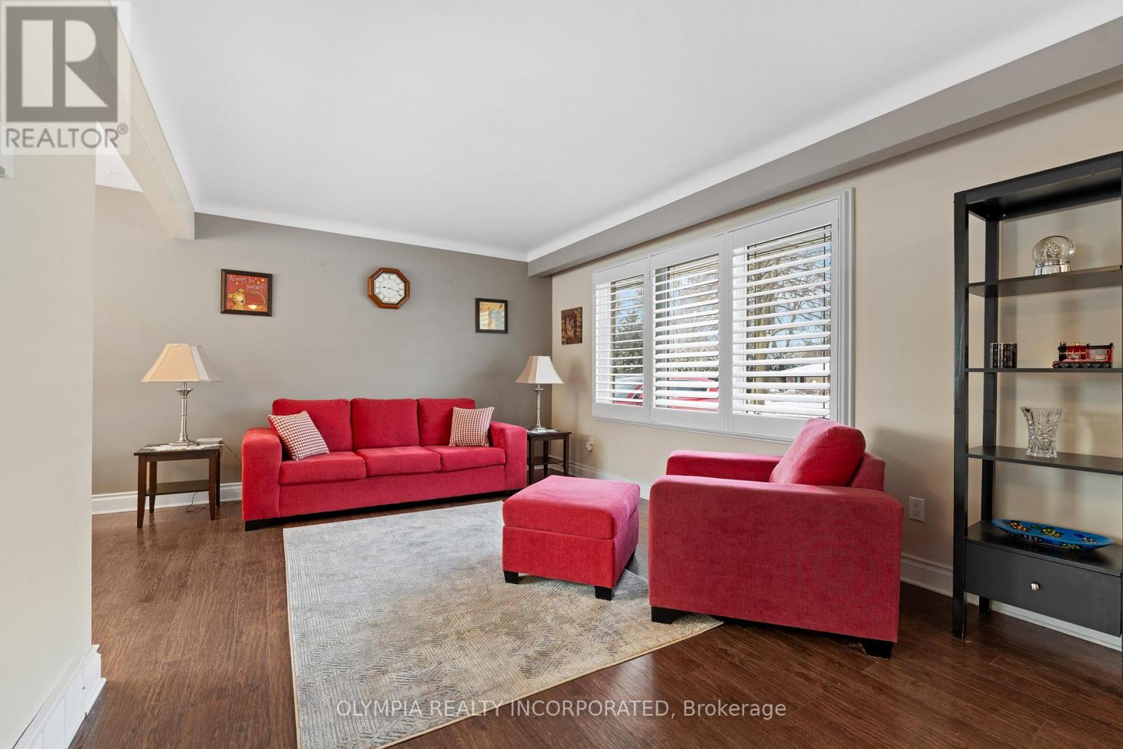 Photo 4 of 4284 Briarwood Avenue, Niagara Falls ON