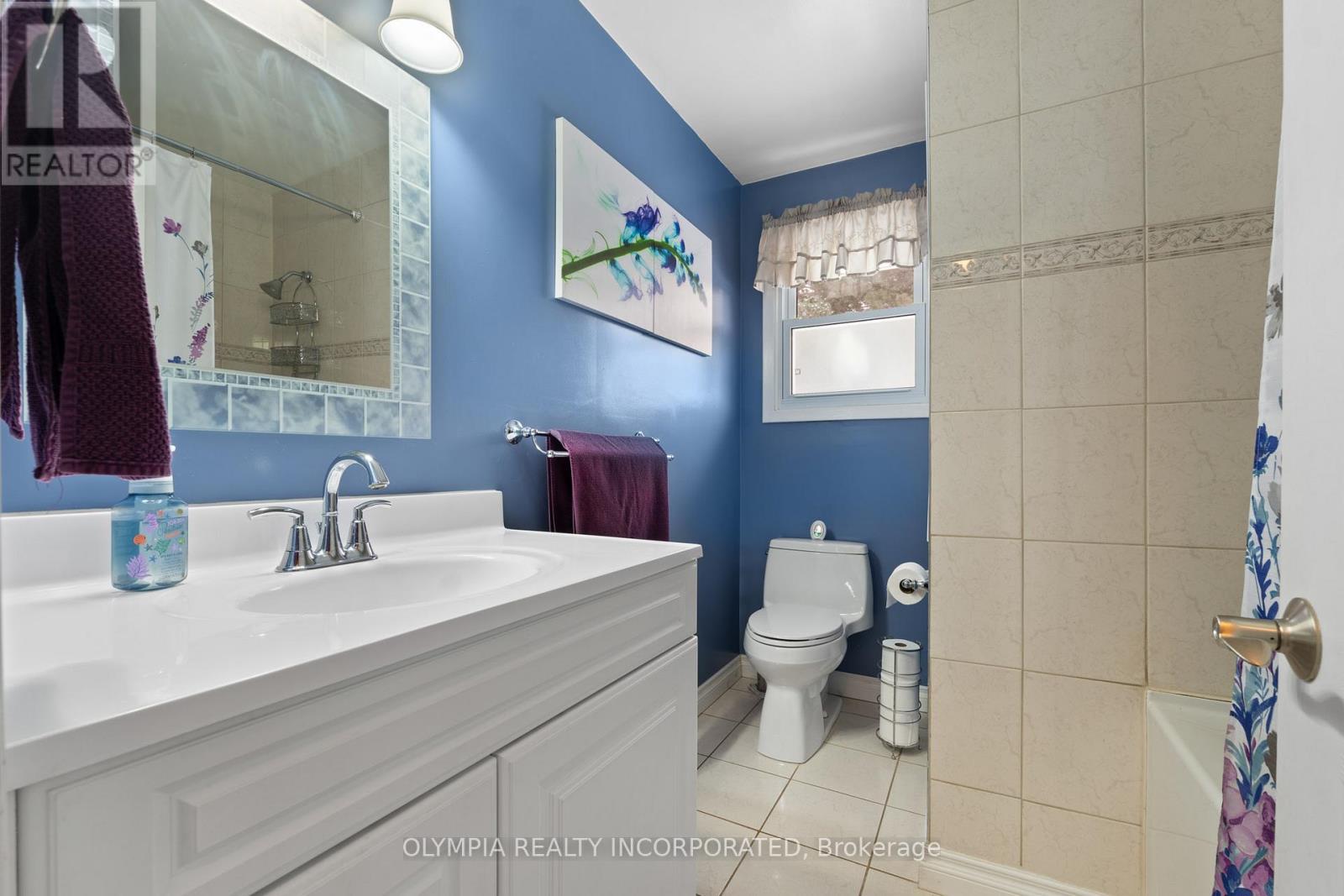 Photo 9 of 4284 Briarwood Avenue, Niagara Falls ON