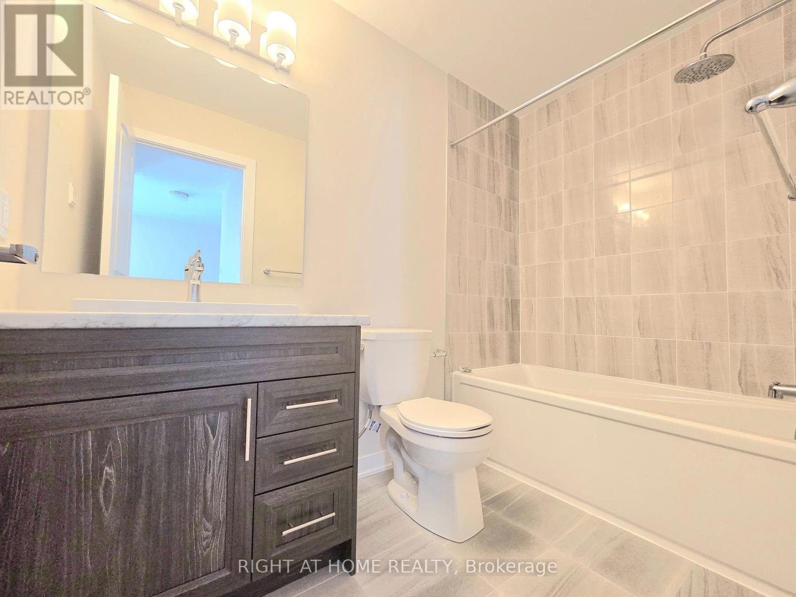 Photo 6 of 862 Andesite Terrace, Ottawa ON