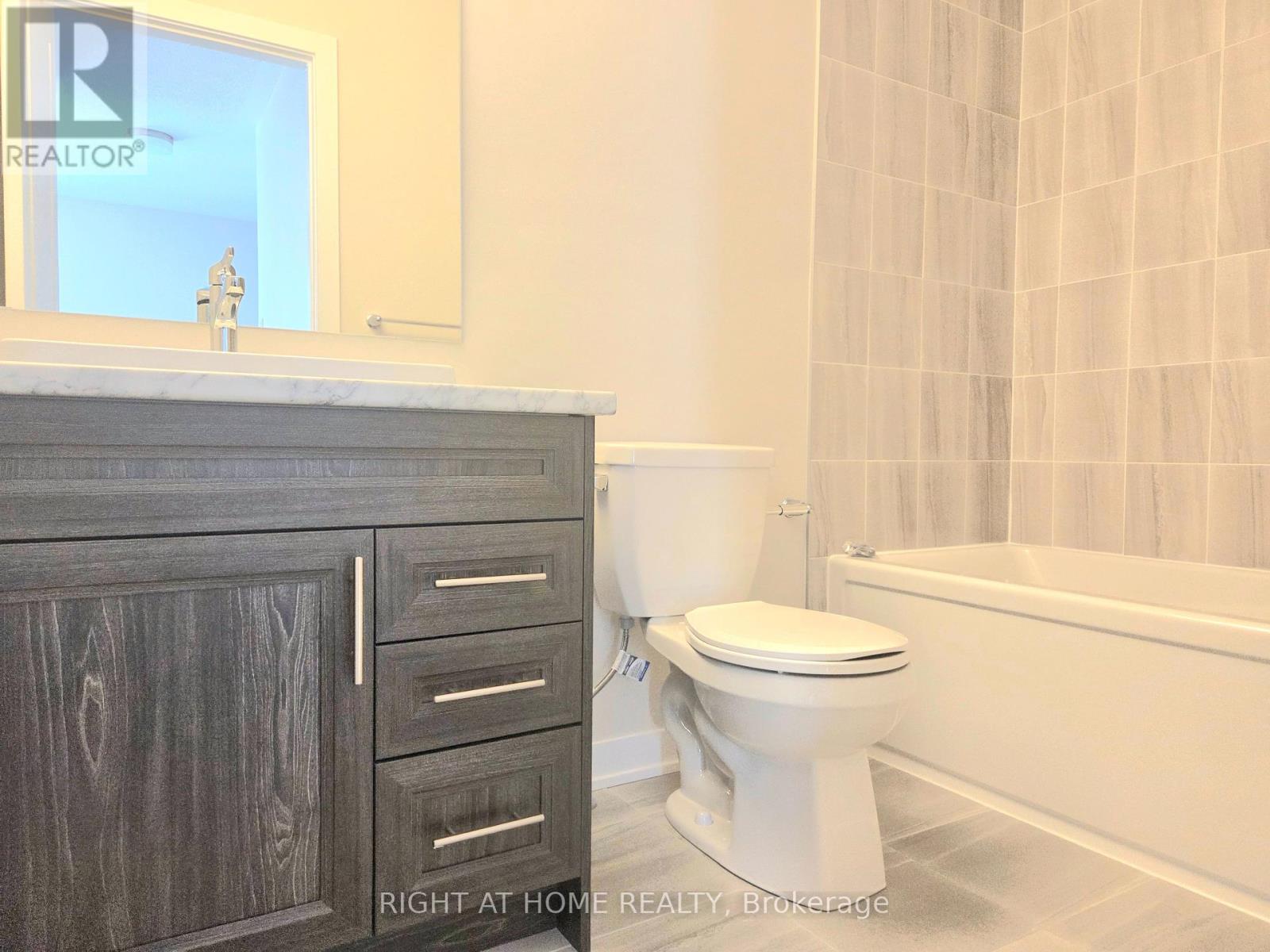 Photo 15 of 862 Andesite Terrace, Ottawa ON