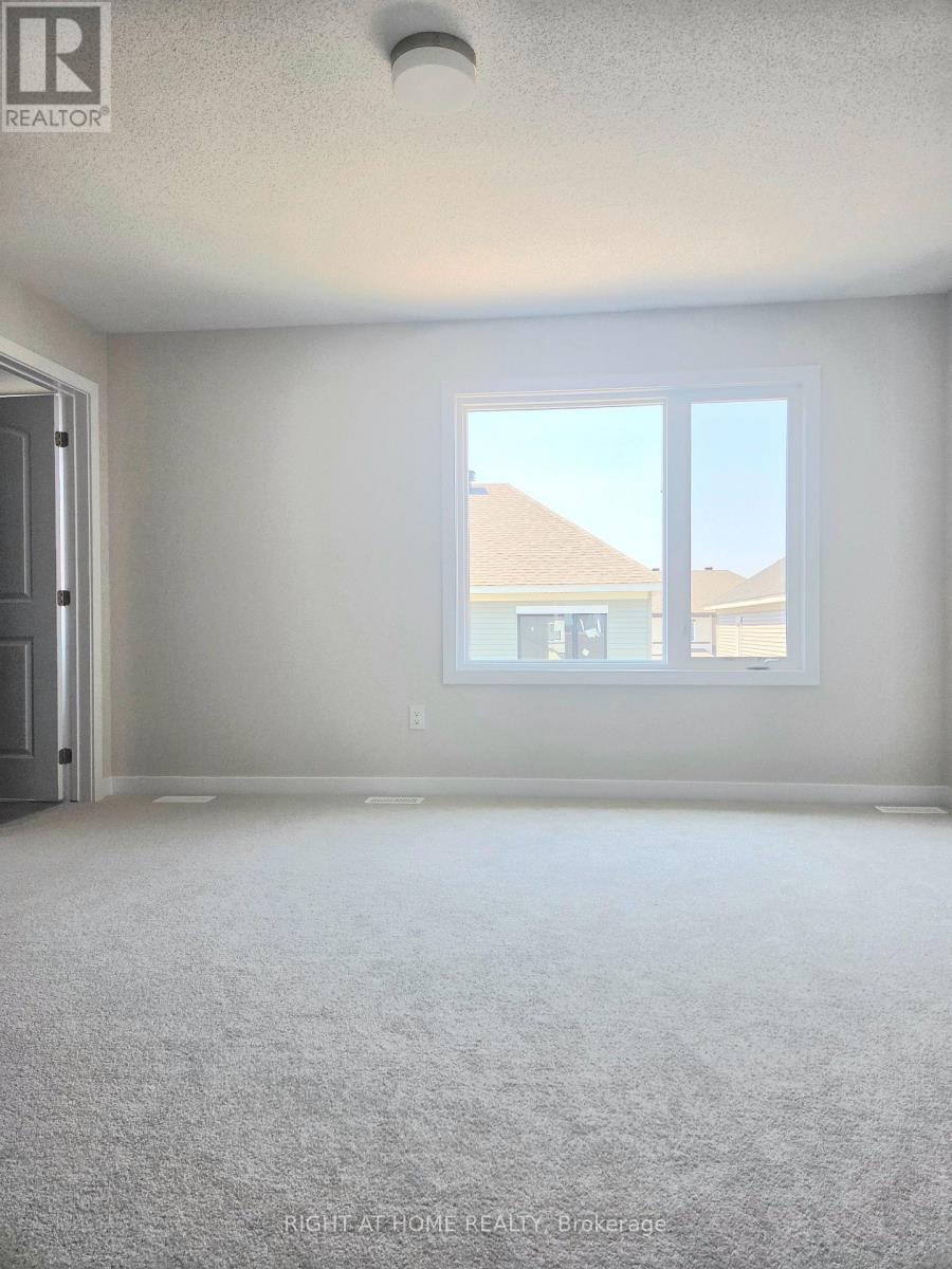 Photo 11 of 862 Andesite Terrace, Ottawa ON
