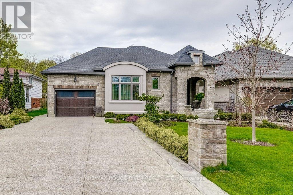 Photo 2 of 413 Nassau Street, Niagaraonthelake ON