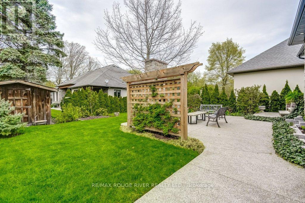 Photo 39 of 413 Nassau Street, Niagaraonthelake ON