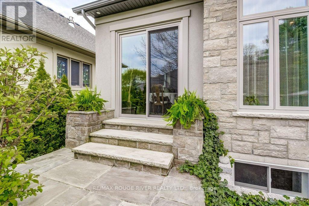 Photo 42 of 413 Nassau Street, Niagaraonthelake ON