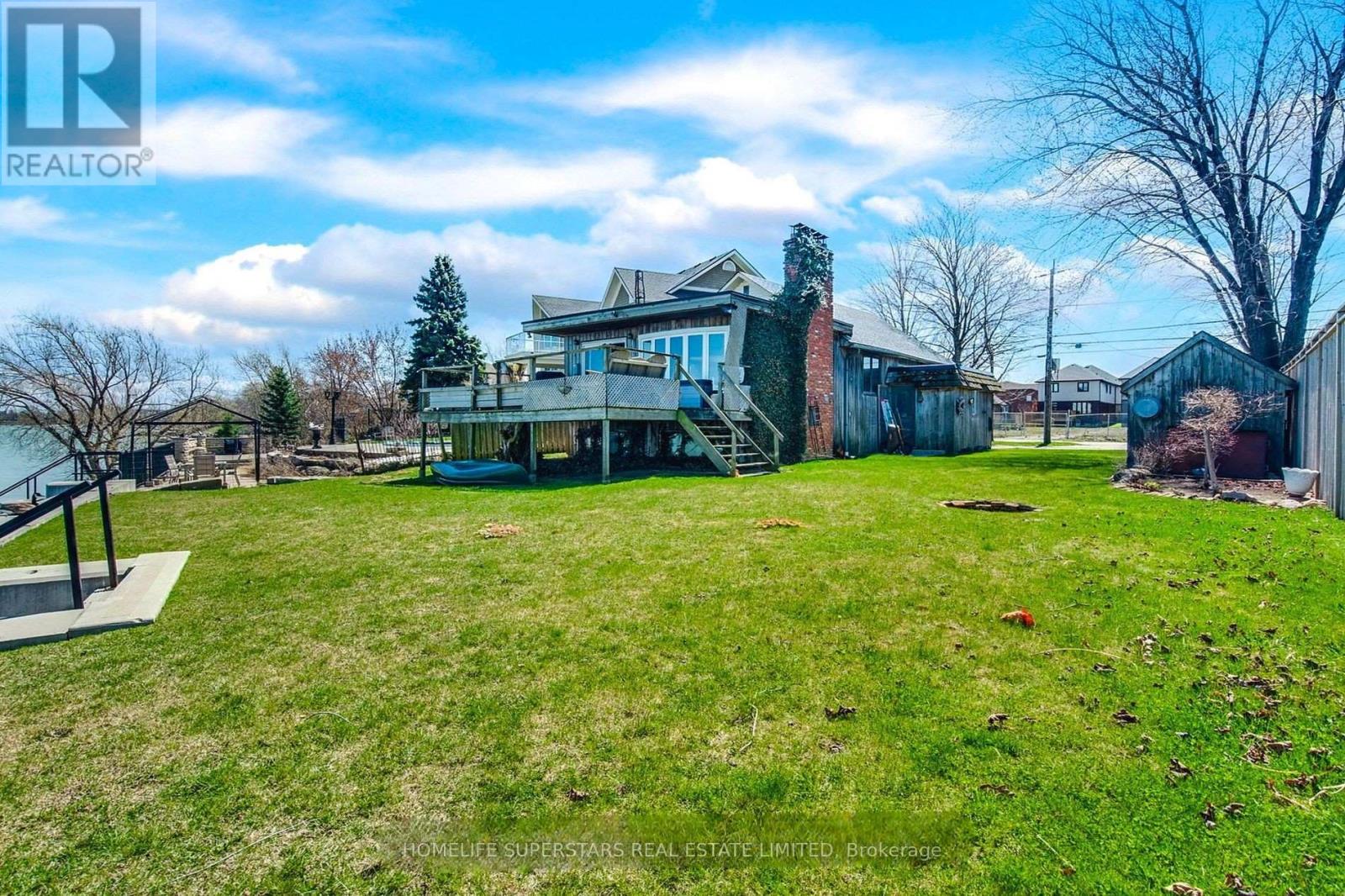 Photo 18 of 56 Seabreeze Crescent, Hamilton ON