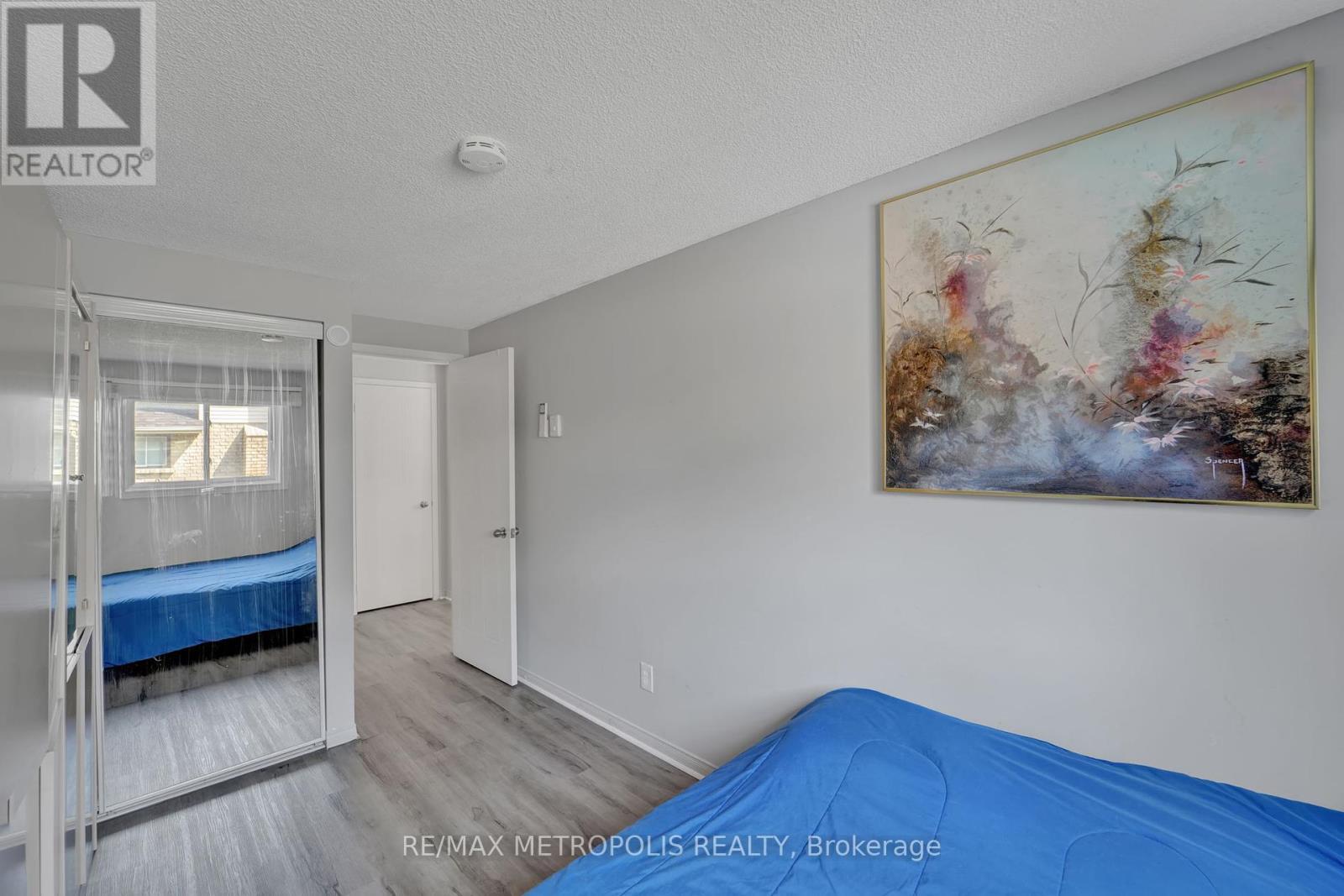 Photo 20 of Main 31 Empire Crescent, Clarington ON