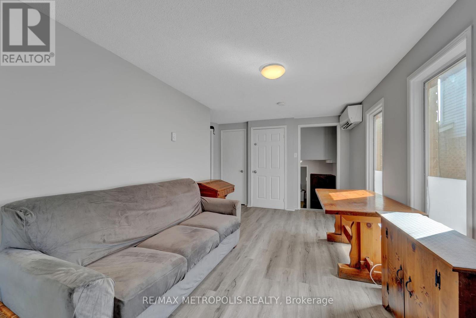 Photo 19 of Main 31 Empire Crescent, Clarington ON