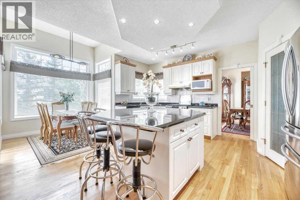 Single Family House for Sale in  Evergreen Drive SW Evergreen Calgary 