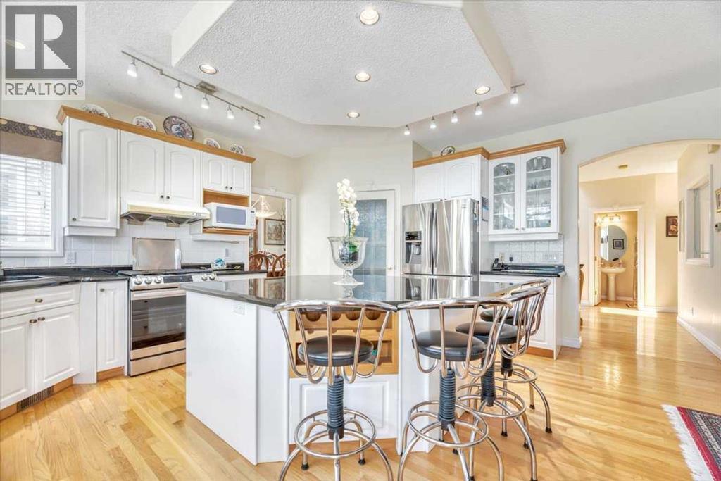 Single Family House for Sale in  Evergreen Drive SW Evergreen Calgary 