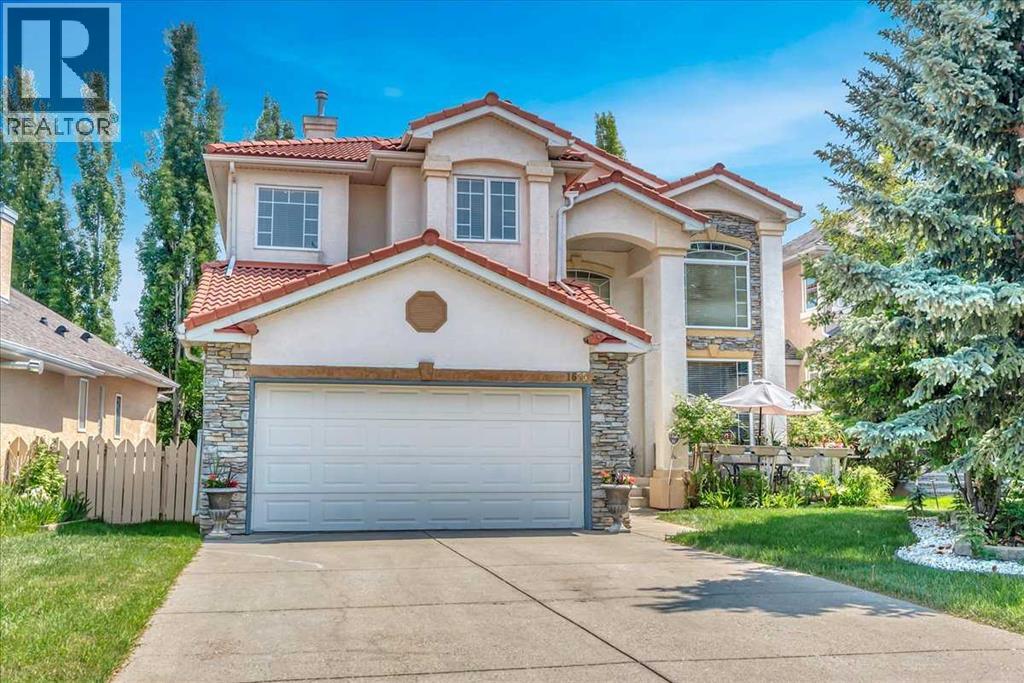 Single Family House for Sale in  Evergreen Drive SW Evergreen Calgary 