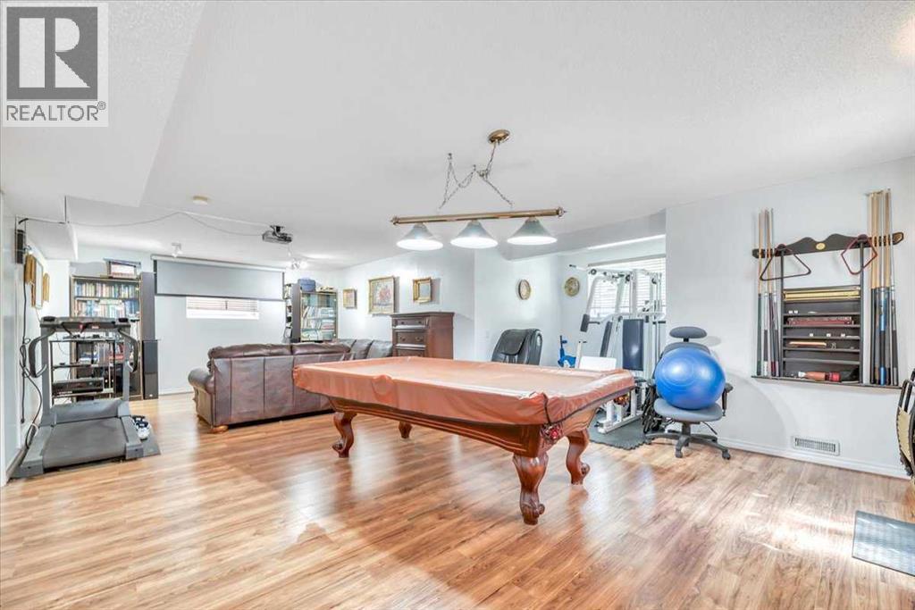 Single Family House for Sale in  Evergreen Drive SW Evergreen Calgary 