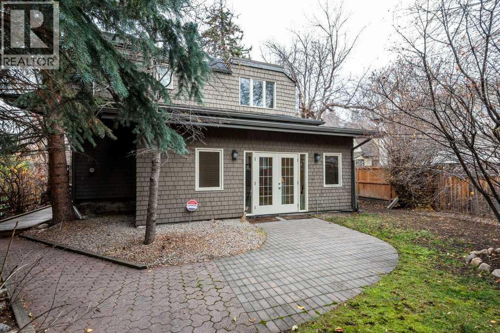 Single Family House for Sale in   Street SW Elbow Park Calgary 