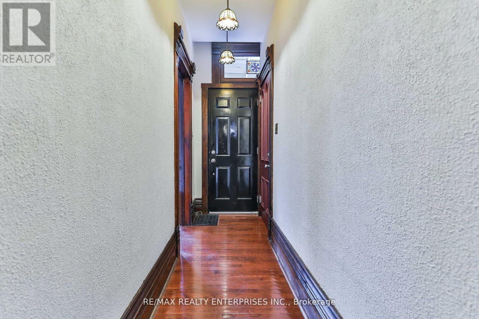 Photo 21 of 245 Main Street N, Brampton ON
