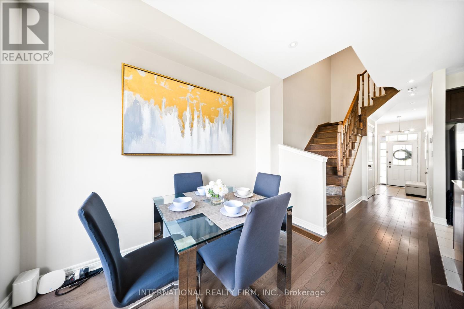 Photo 11 of 8 Hogan Manor Drive, Brampton ON