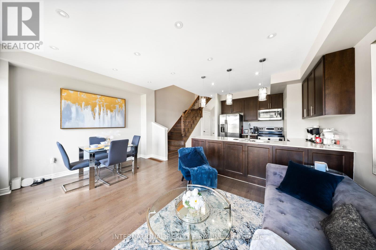 Photo 9 of 8 Hogan Manor Drive, Brampton ON