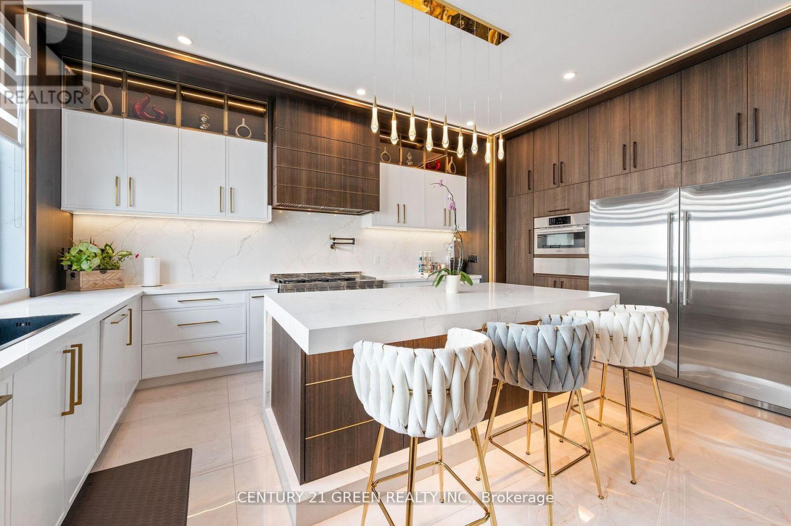 Photo 12 of 430 Indian Road, Burlington ON
