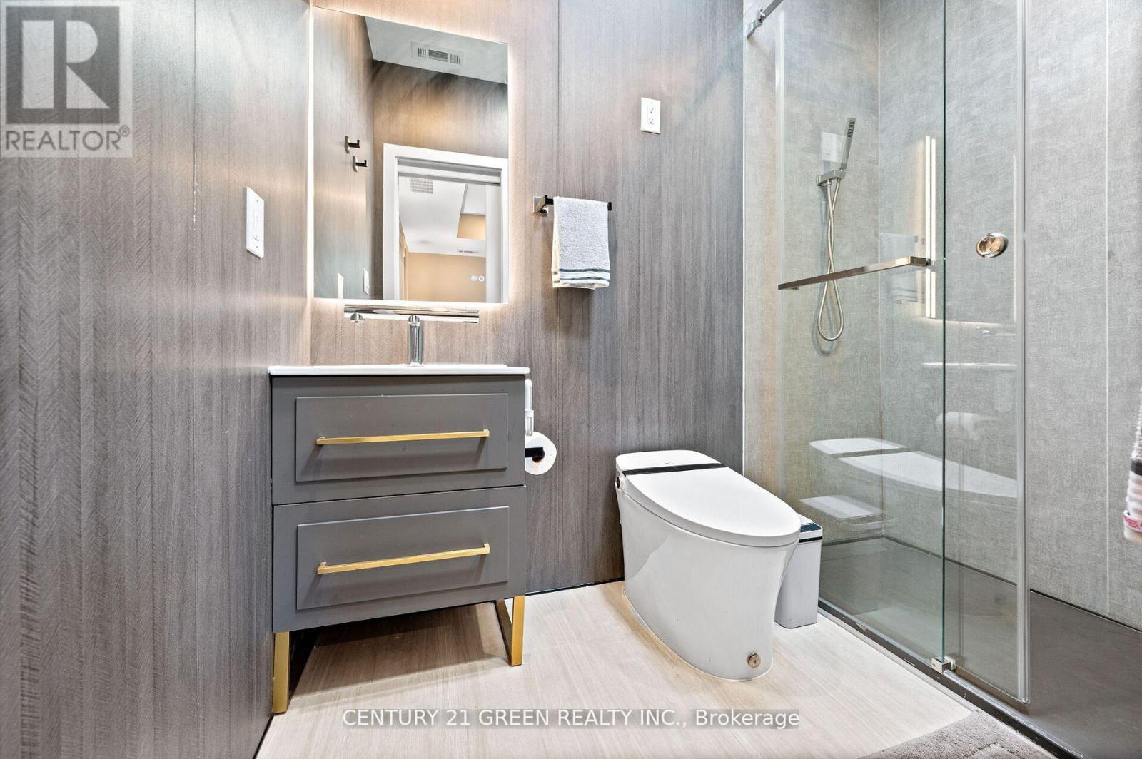 Photo 31 of 430 Indian Road, Burlington ON