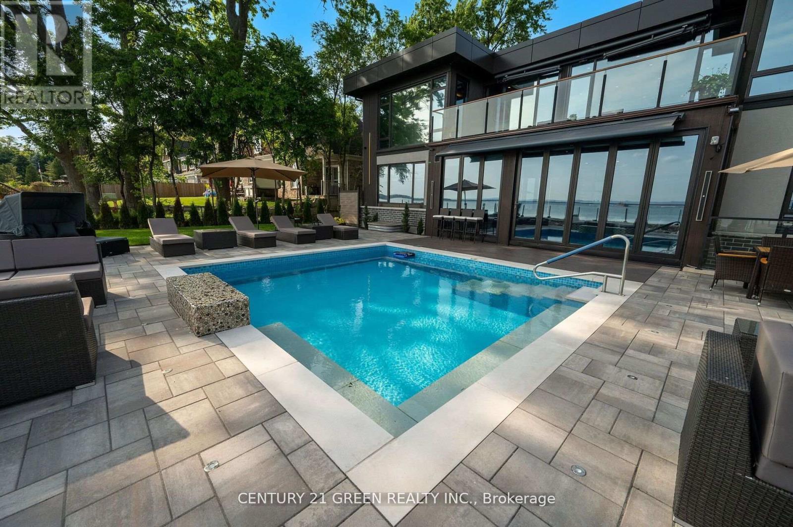 Photo 45 of 430 Indian Road, Burlington ON