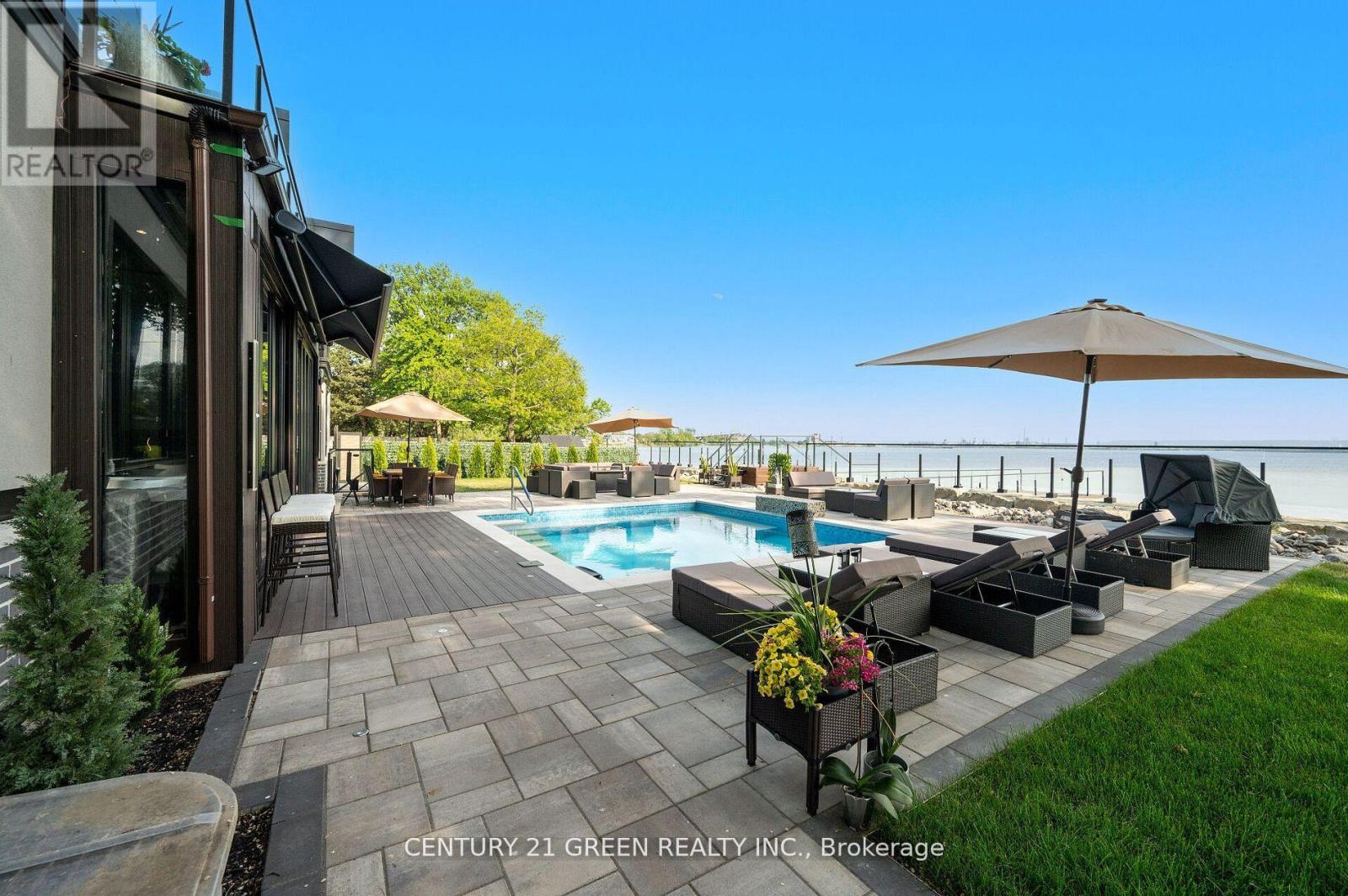 Photo 43 of 430 Indian Road, Burlington ON