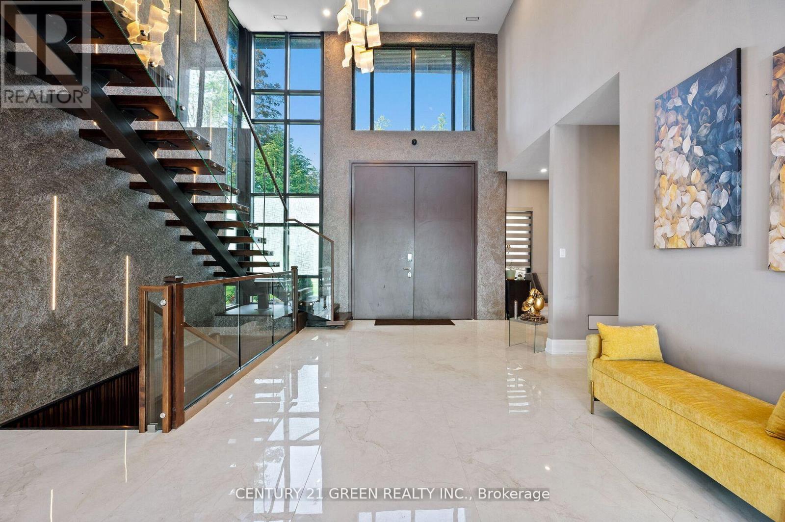 Photo 5 of 430 Indian Road, Burlington ON
