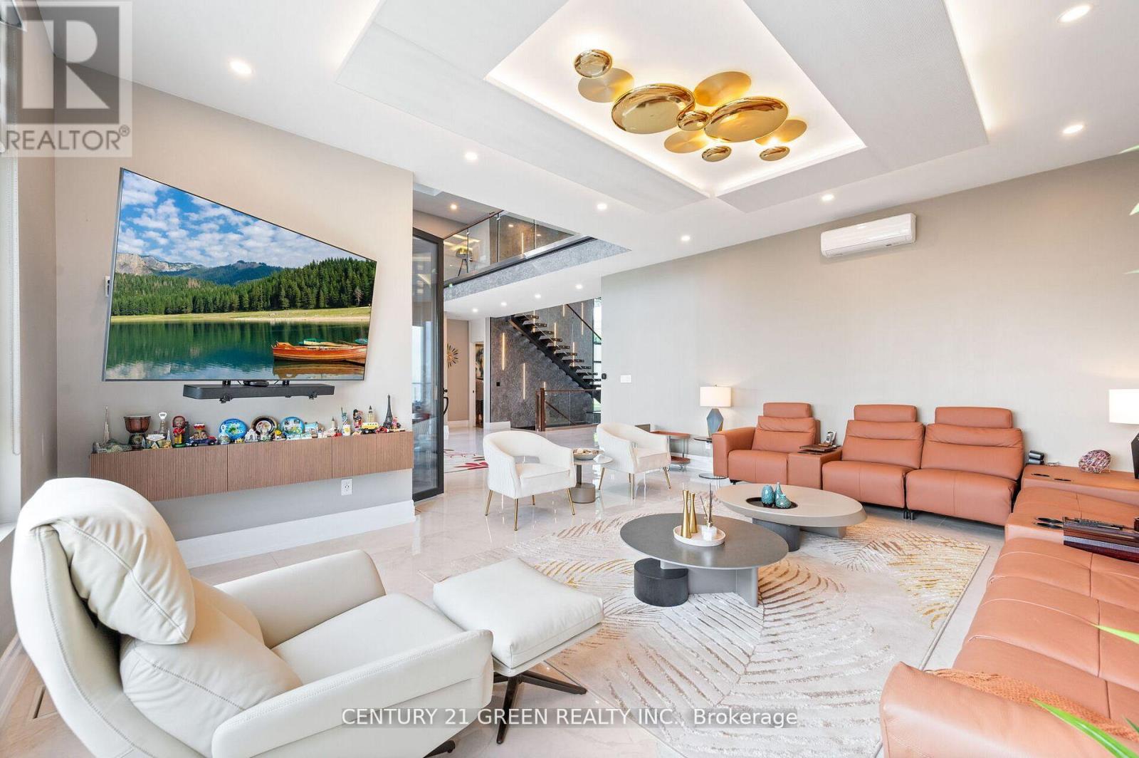 Photo 9 of 430 Indian Road, Burlington ON