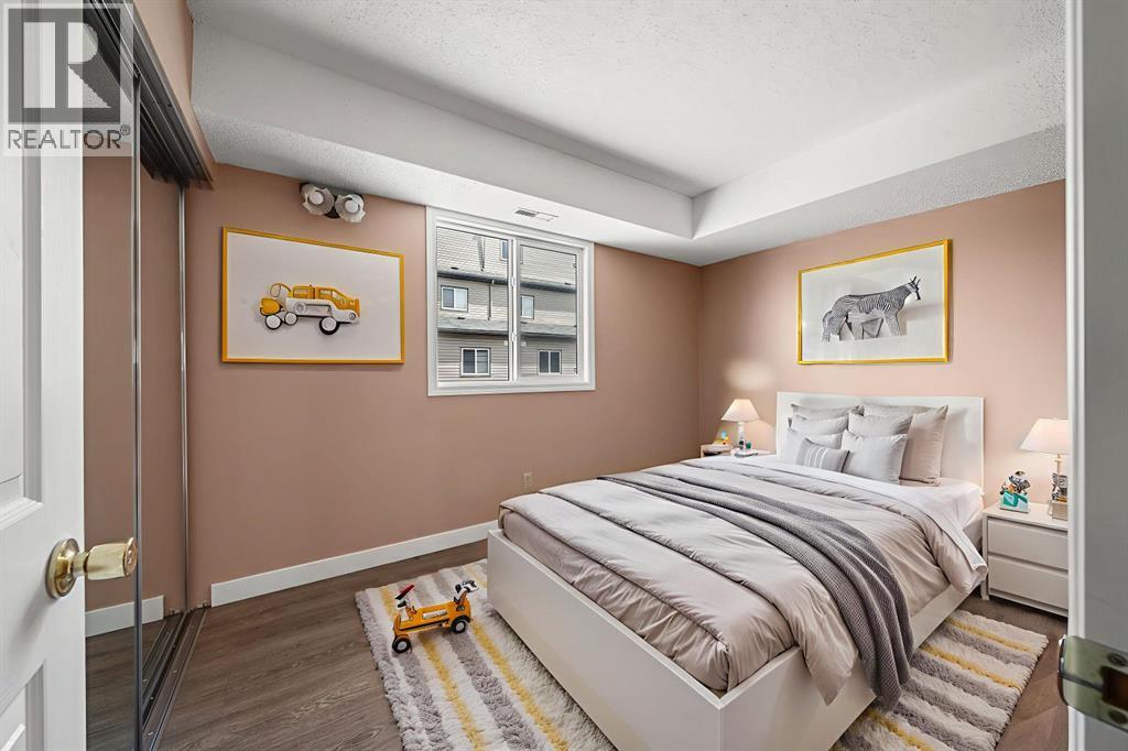 Single Family House for Sale in    Street NW St Andrews Heights Calgary 