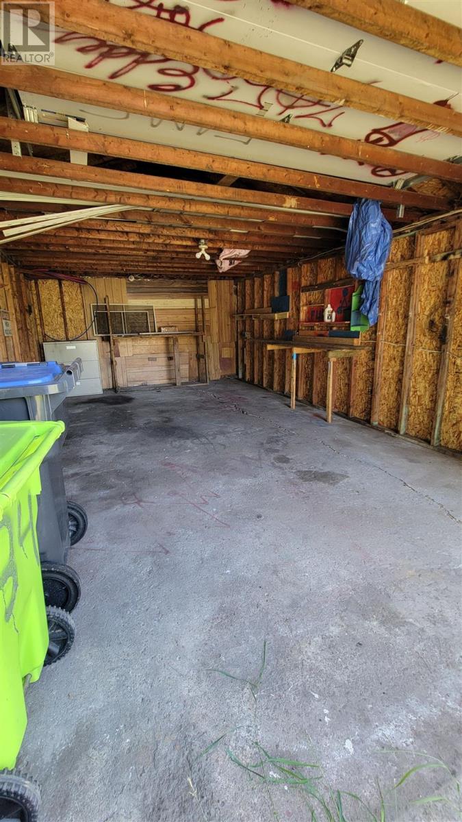 Photo 3 of 34 Adeline Ave, Sault Ste Marie ON