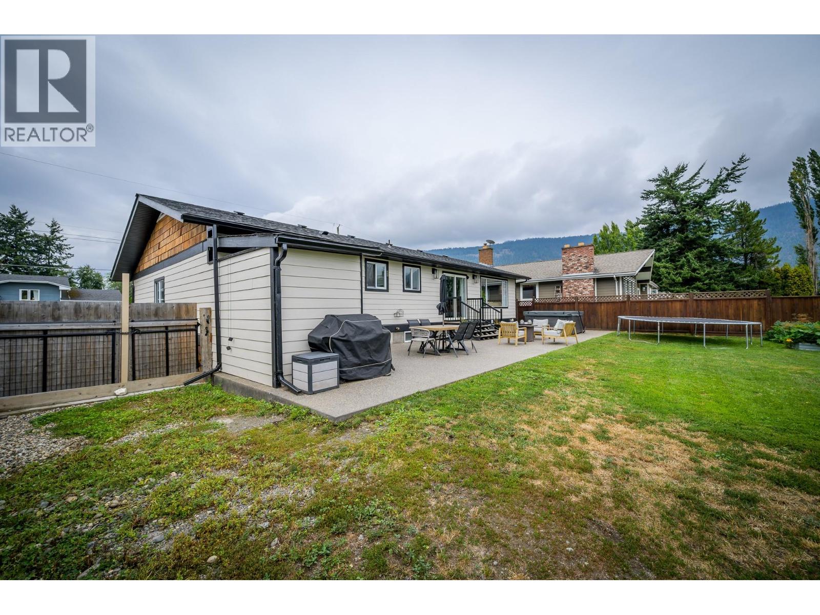 Photo 24 of 327 Aspen Drive, Chase BC