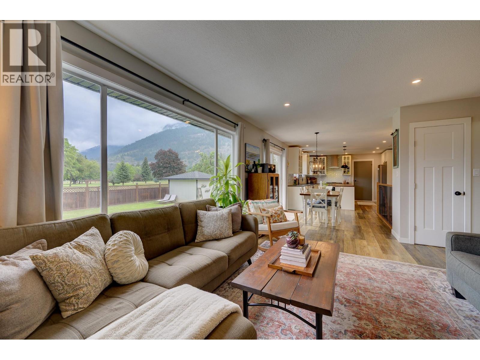 Photo 19 of 327 Aspen Drive, Chase BC