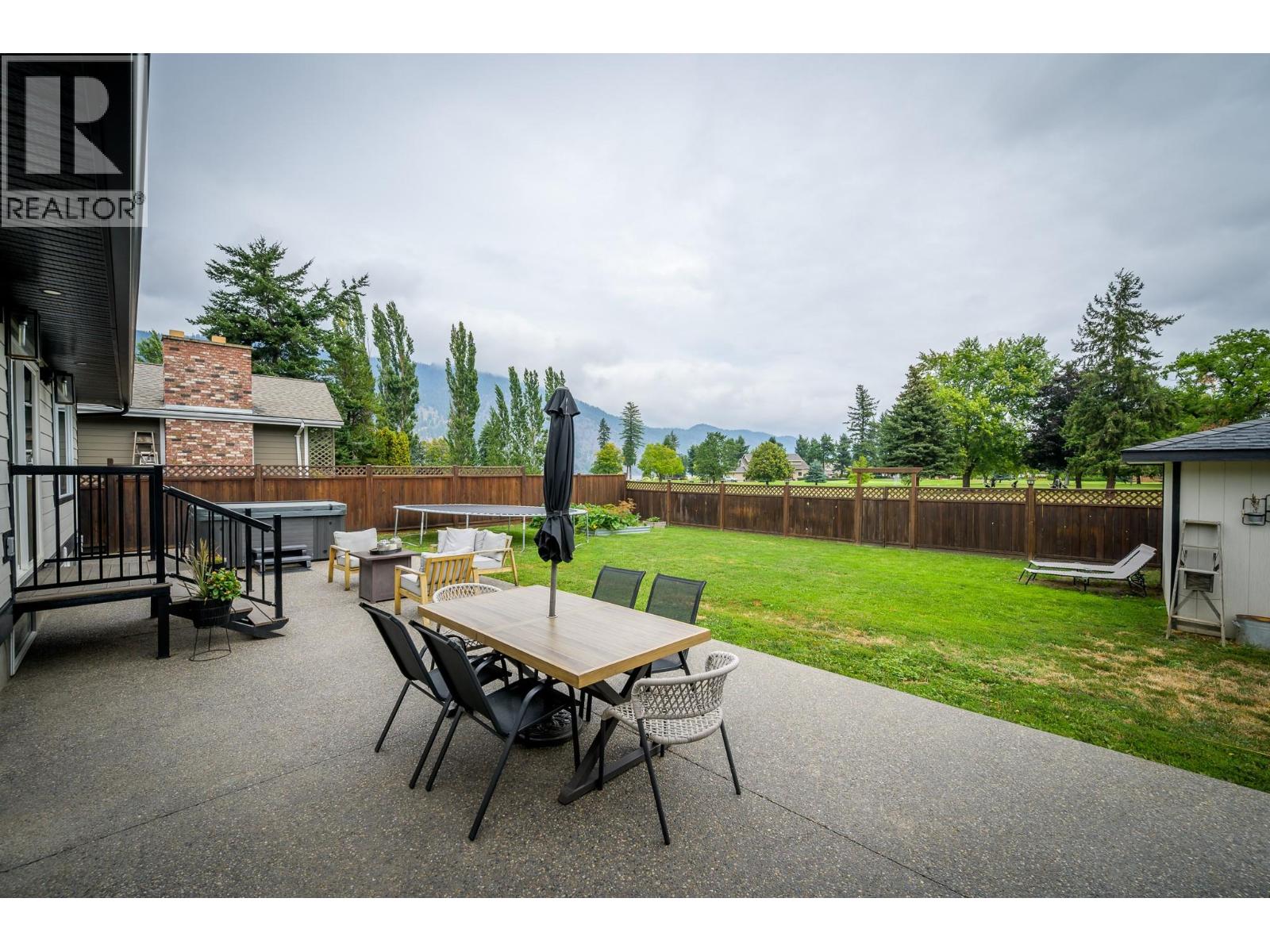 Photo 33 of 327 Aspen Drive, Chase BC