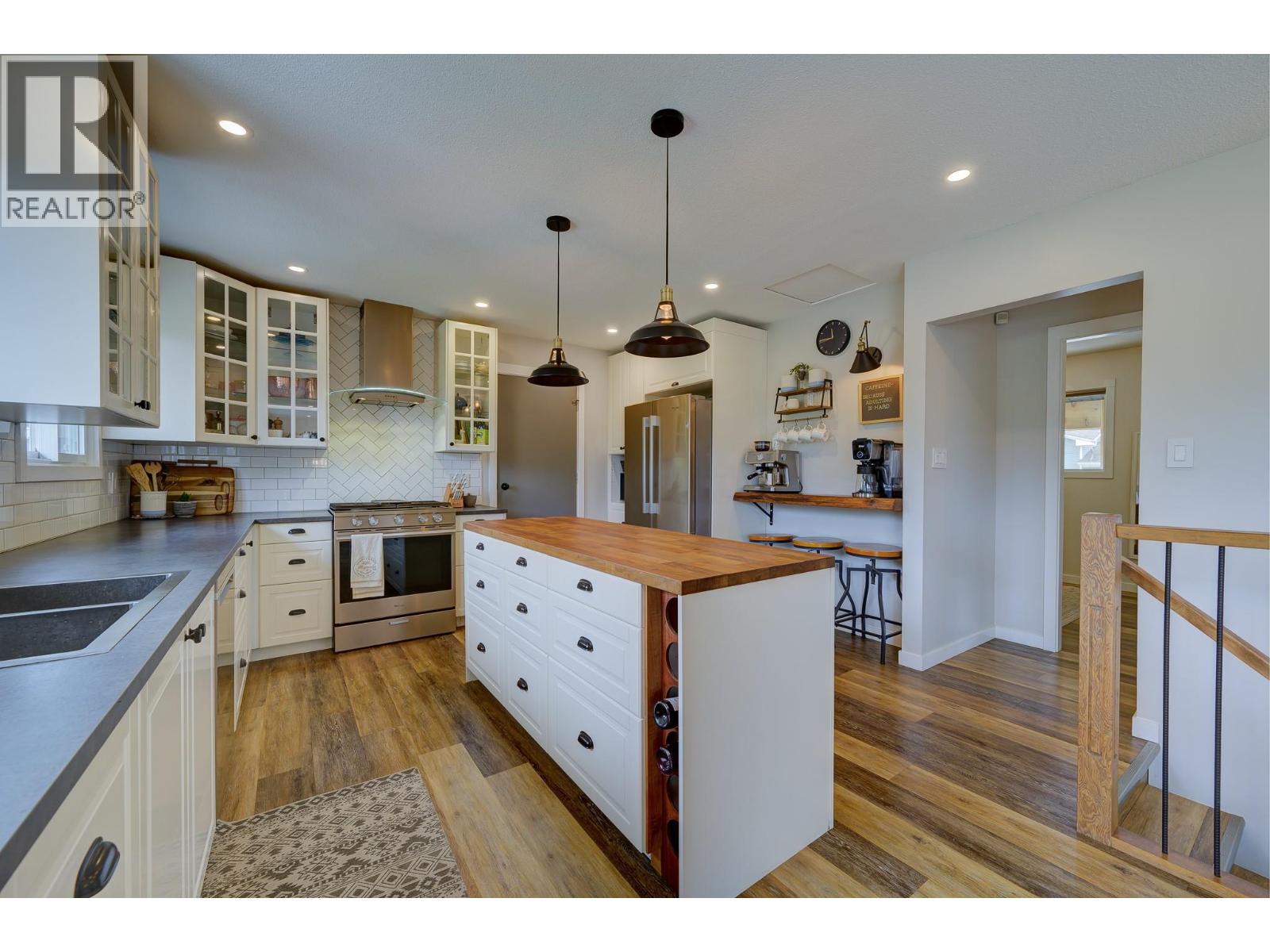 Photo 5 of 327 Aspen Drive, Chase BC