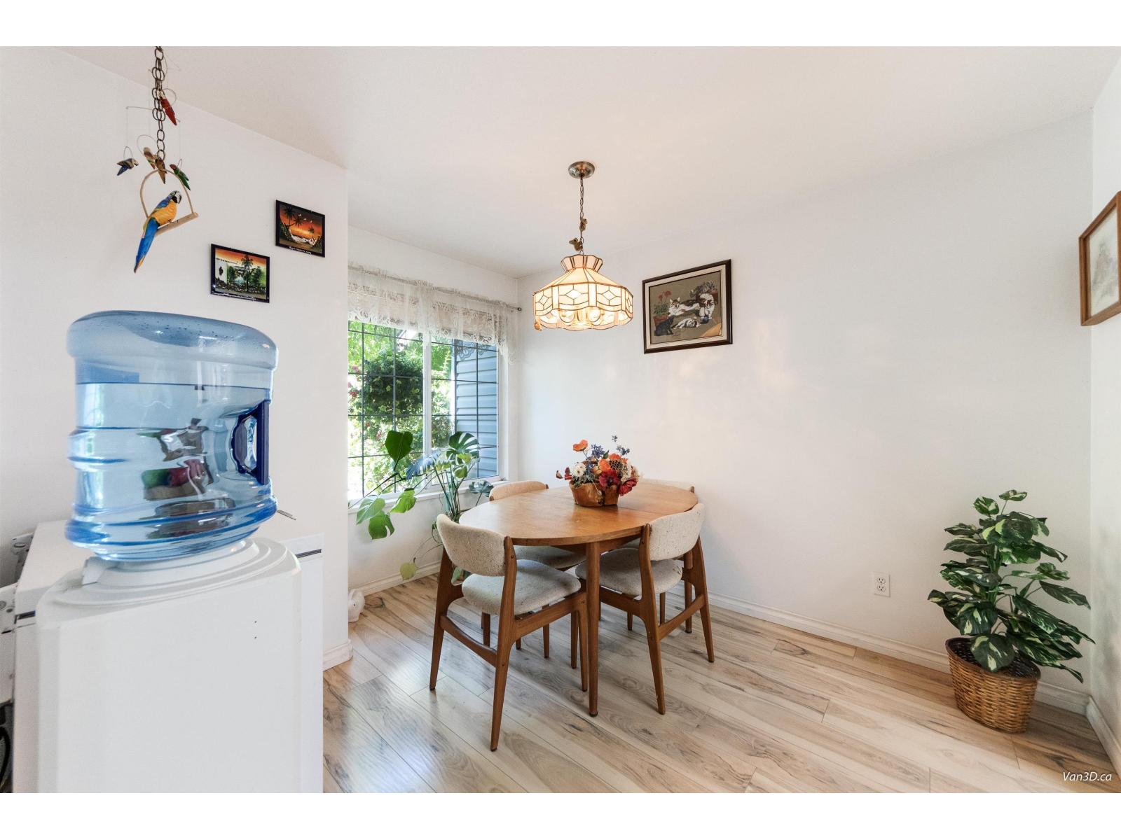 Photo 8 of 127 12163 68 Avenue, Surrey BC