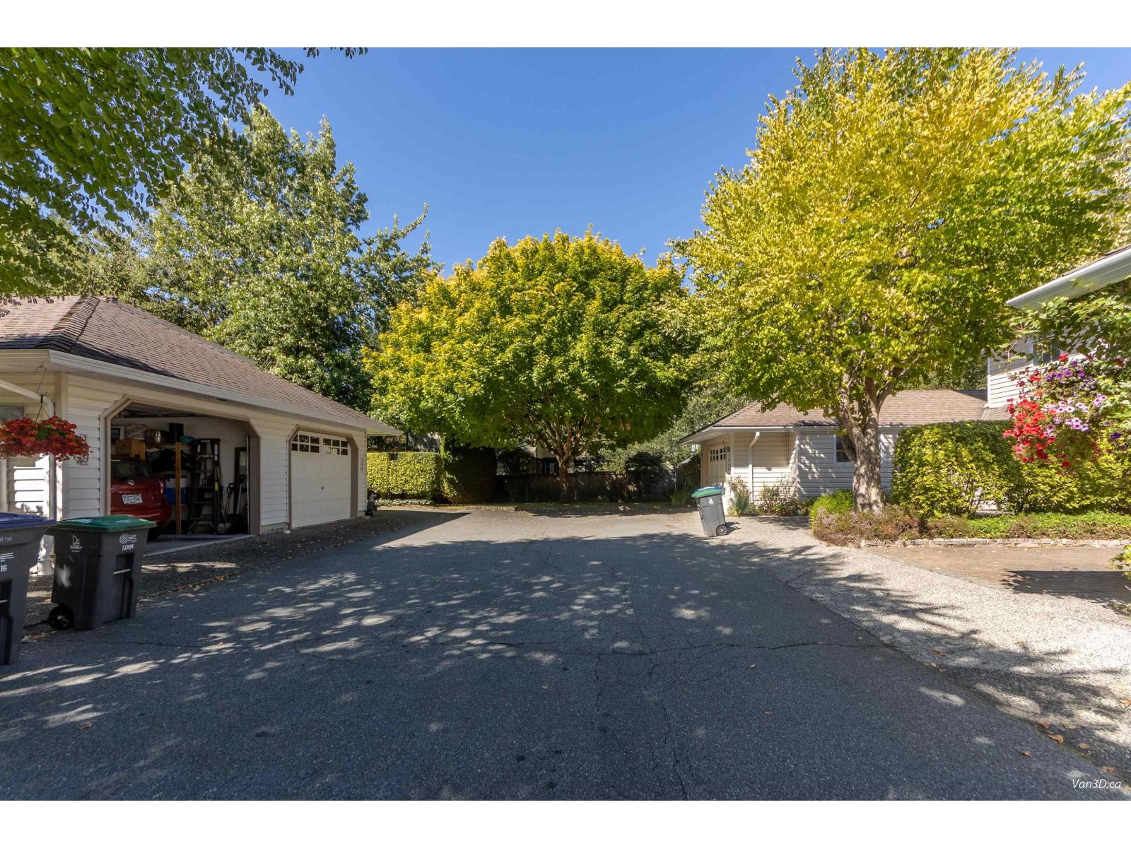 Photo 4 of 127 12163 68 Avenue, Surrey BC