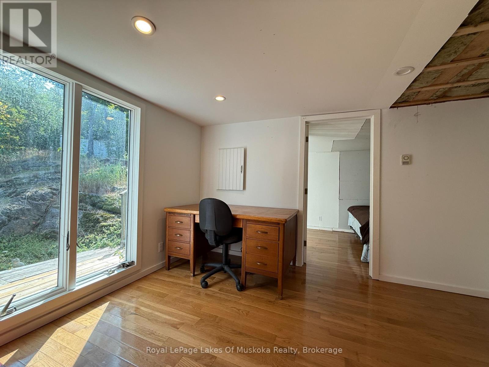 Photo 15 of 48 Kitchen Road S, Huntsville ON