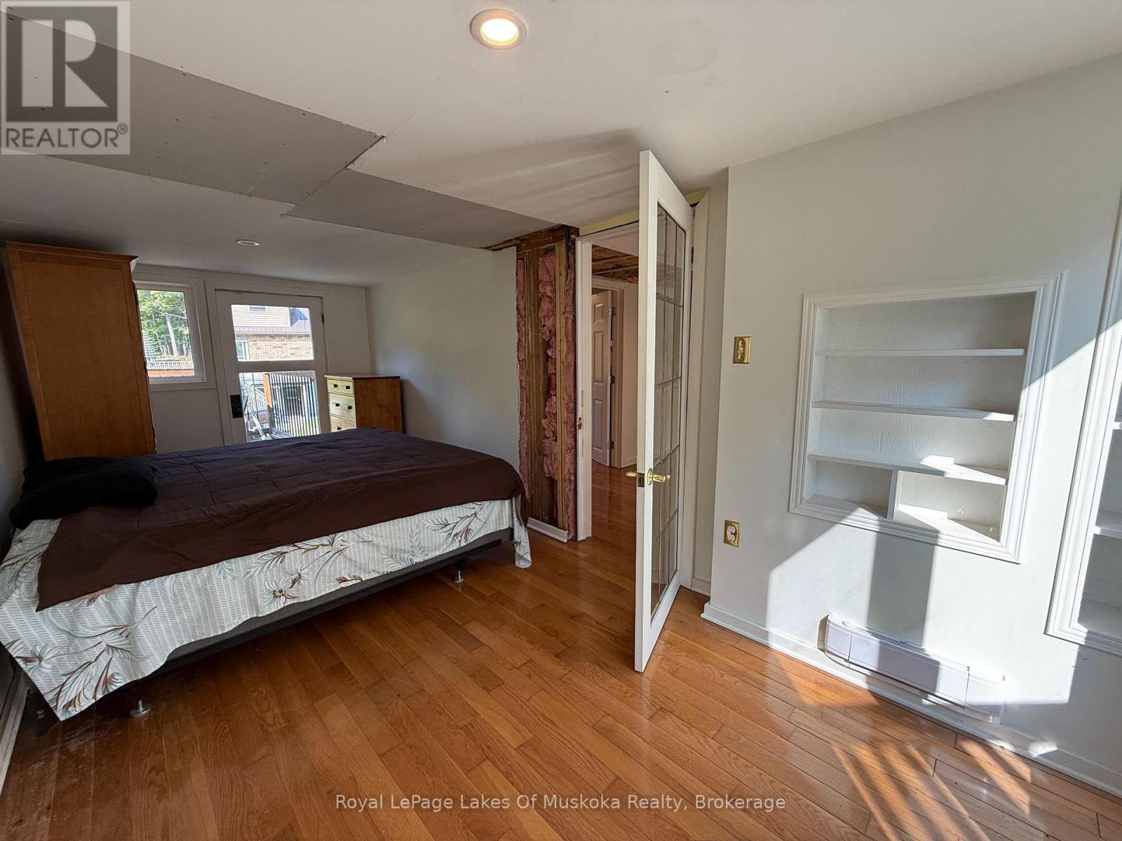 Photo 17 of 48 Kitchen Road S, Huntsville ON