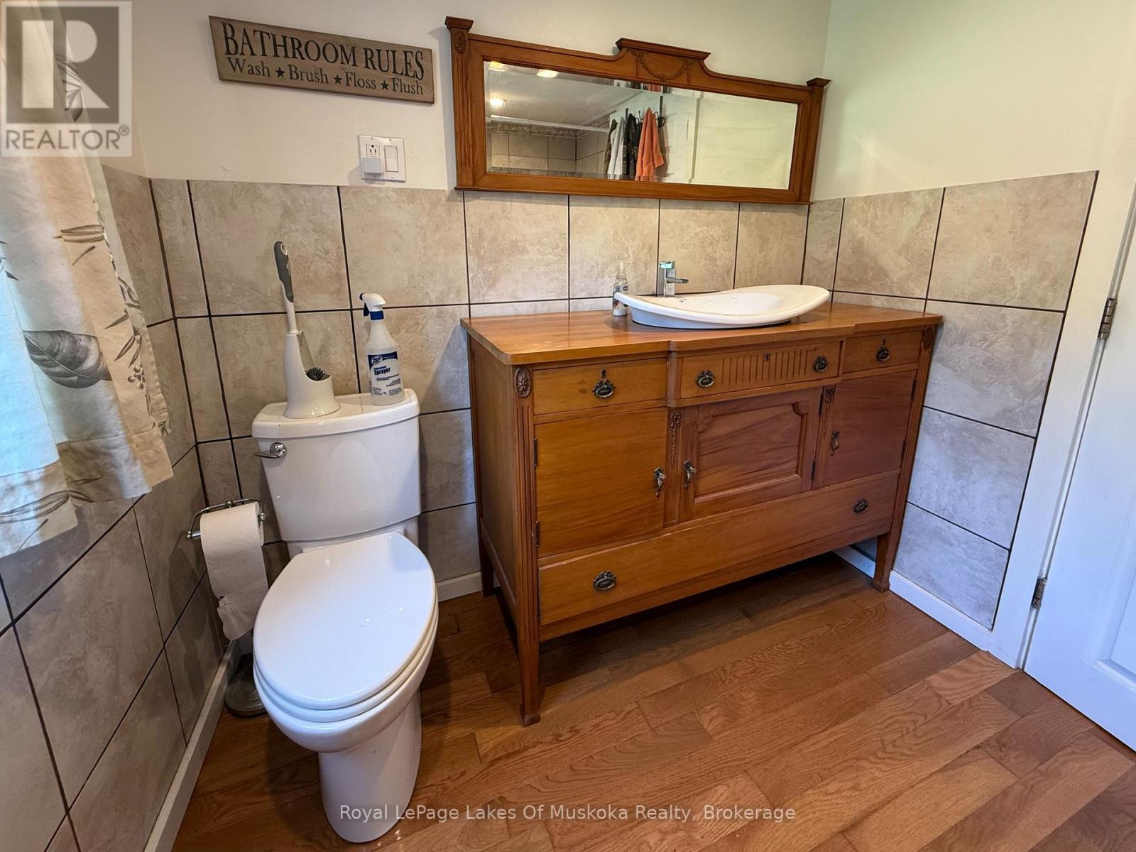Photo 19 of 48 Kitchen Road S, Huntsville ON