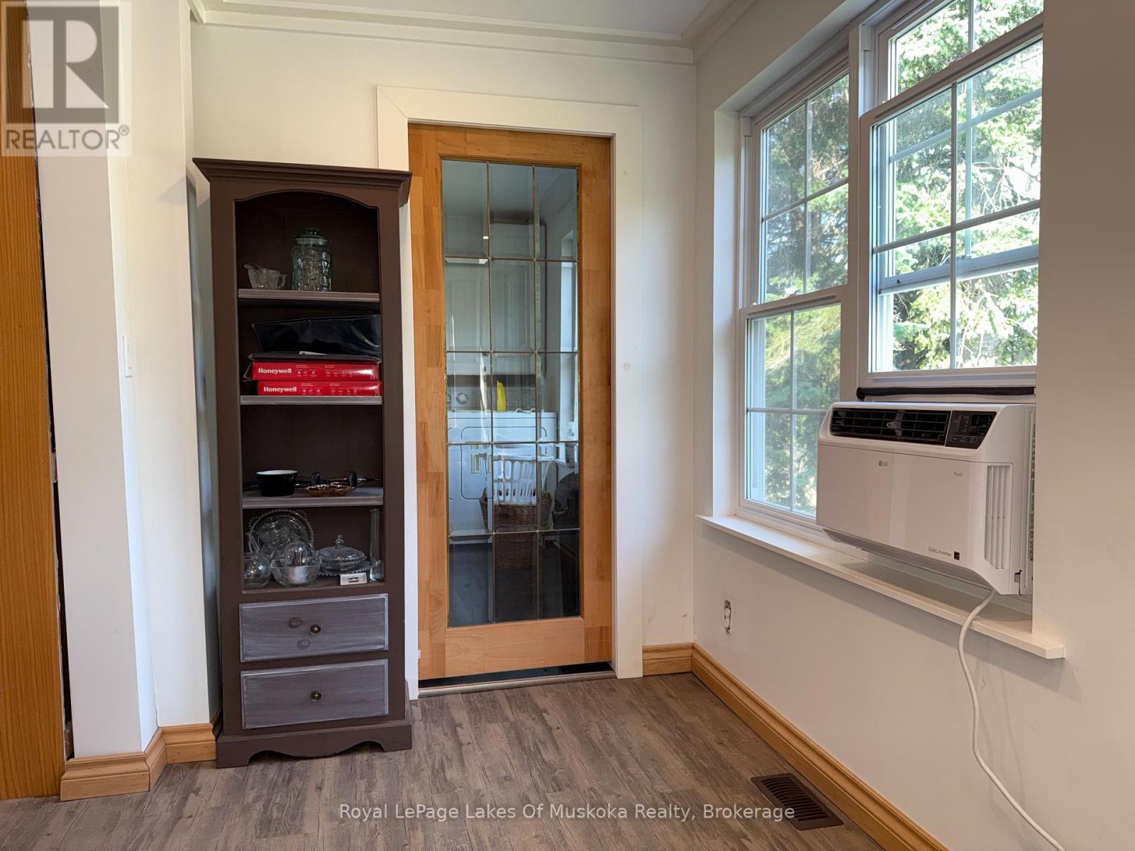 Photo 20 of 48 Kitchen Road S, Huntsville ON