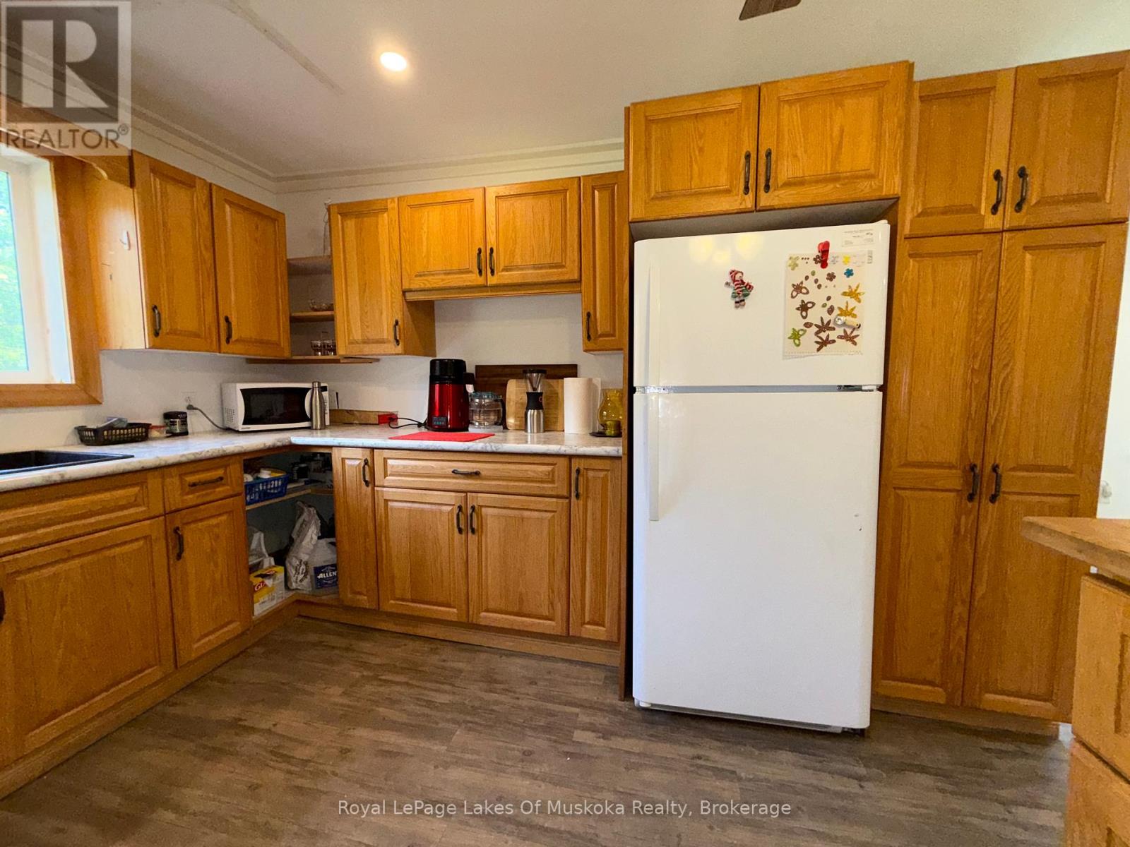 Photo 8 of 48 Kitchen Road S, Huntsville ON