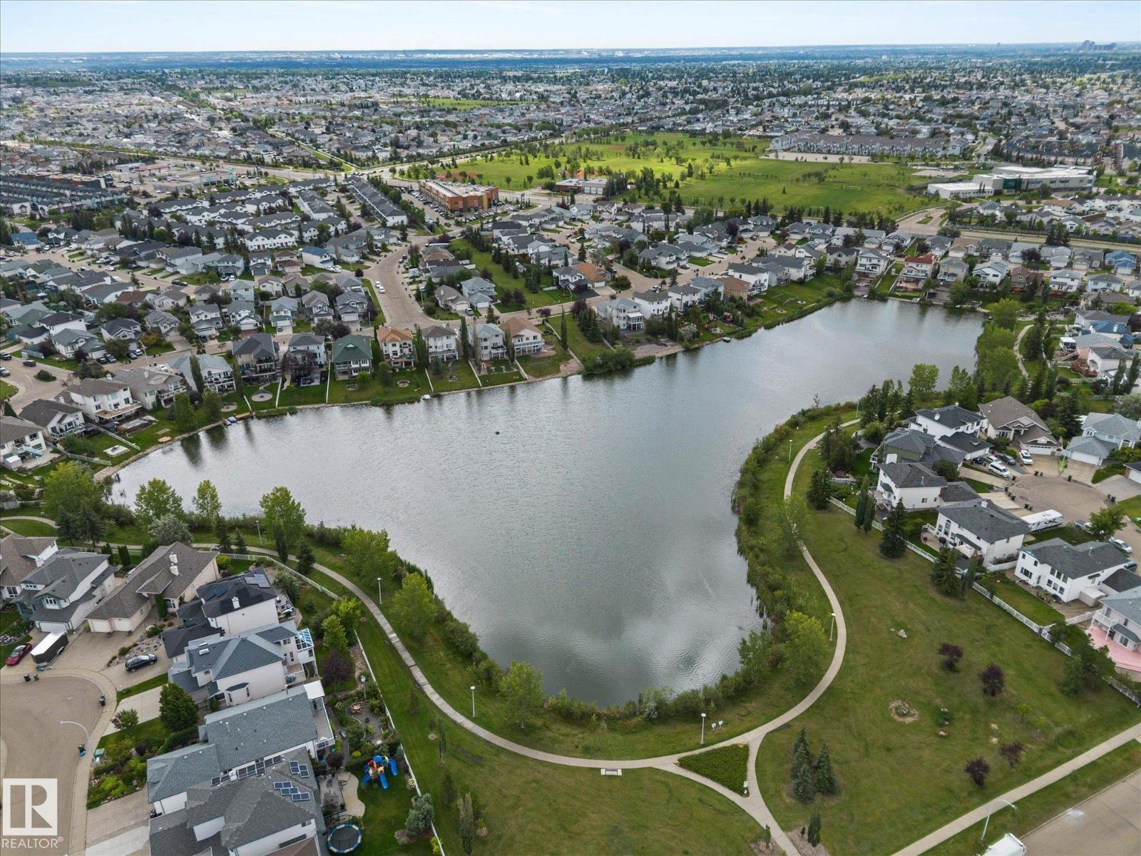 Photo 58 of 124 Klarvatten Rd Nw, Edmonton AB
