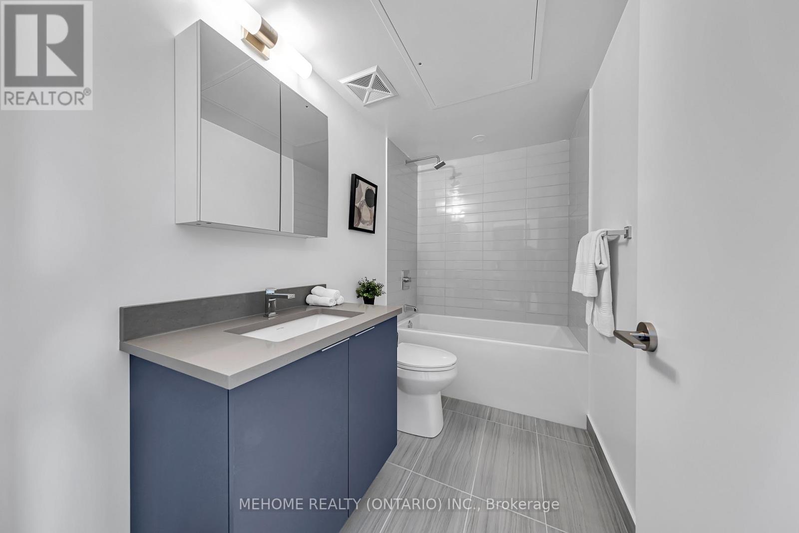 Photo 15 of 3326 2031 Kennedy Road, Toronto ON